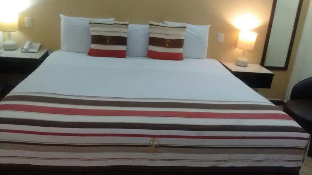 Madero Suites Coatzacoalcos Exterior photo